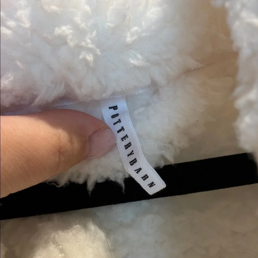 Pottery Barn White Fleece Robe - Picture 2 of 4